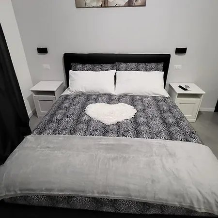 Giglio Rosso 3* باري