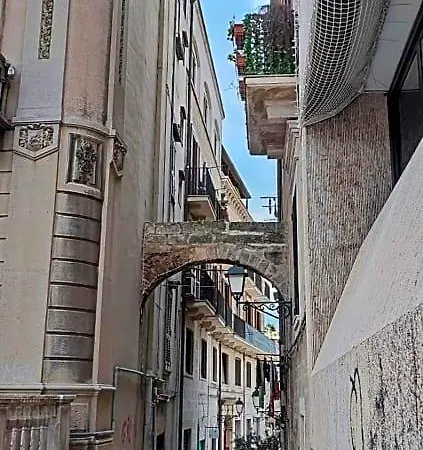 Giglio Rosso 3* 바리